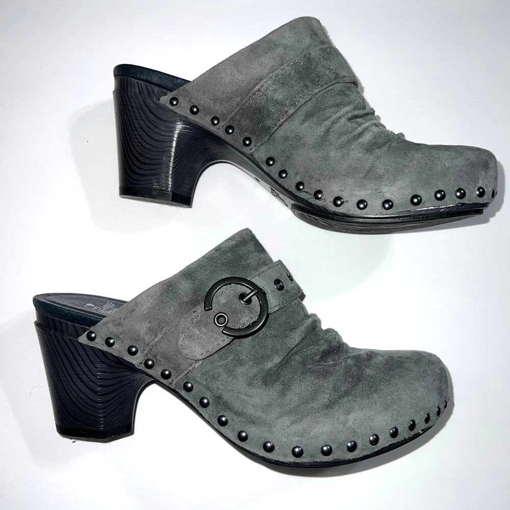 Dansko Nadine Womens Studded Suede Clogs Heeled Slip On Shoes Gray Size 40 9.5